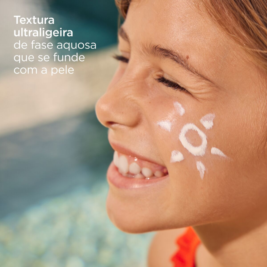 Isdin Fotoprotector Pédiatrie Fluide Minéral SPF50+ 50 ml